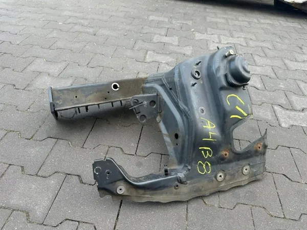 Linker Voorbumper OEM Audi A4 B8 - Gebruikt image 2