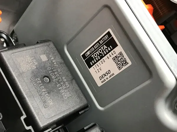 Toyota G928012030 Batteri 50Ah för C-HR II Hybrid image 3