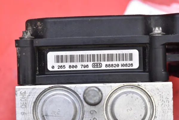 Bomba ABS OEM 13282282 para Opel Corsa D 1.4 16V image 8