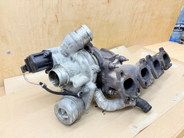 PEUGEOT RCZ 1.6 THP Turbo V762045580 image 2