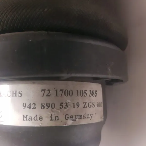 Mercedes Actros ohjaamon ilmaisuojus OEM 9428905319 image 4