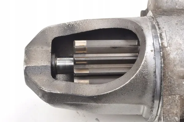 Motor de arranque P0 Nissan Maxima A33 3.0 V6 2004 OEM 233002Y900 image 3