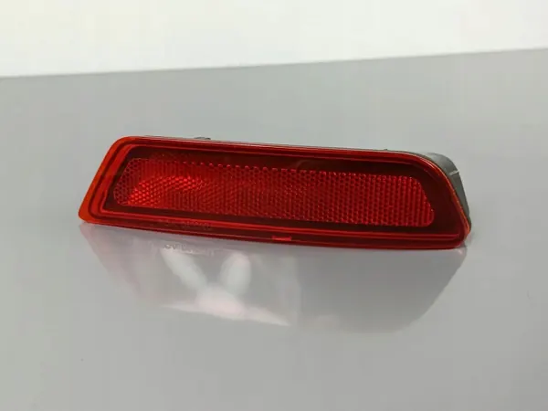 Jeep Cherokee KL 2018 bakstötfångare höger reflex OEM 68275962AC image 2