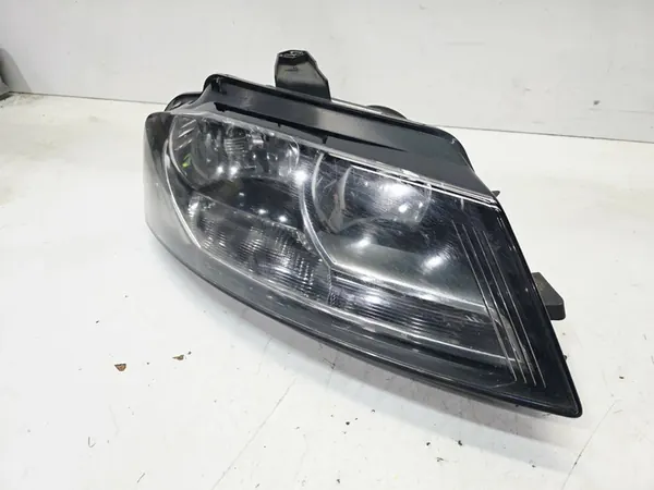 Faros Derecho Audi A3 8P Lift 8P0941004AK image 3
