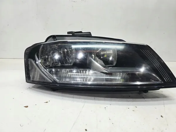 Faros Derecho Audi A3 8P Lift 8P0941004AK image 5