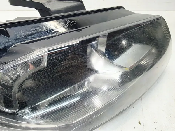 Faros Derecho Audi A3 8P Lift 8P0941004AK image 6