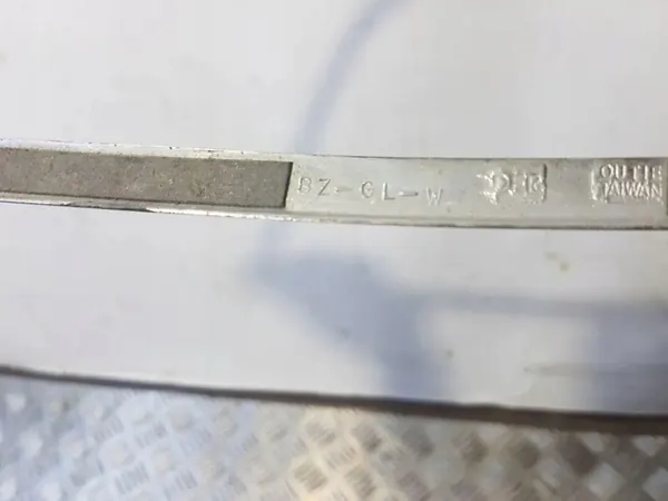 Cache de phare avant droit MERCEDES-BENZ GL (X164) OEM 3200112 image 4