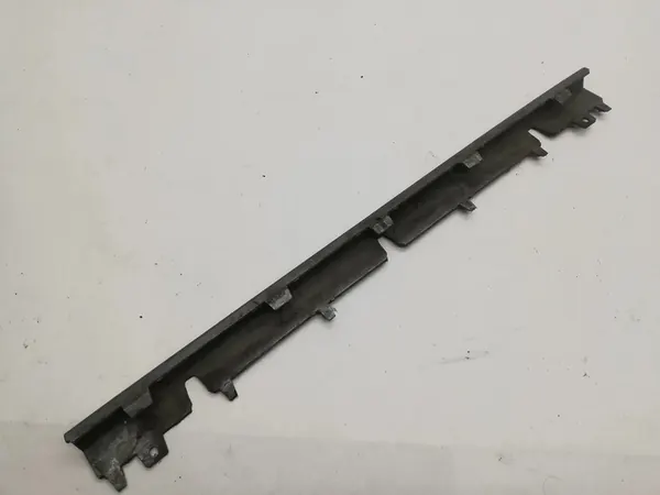 AUDI Q5 Karossdelar 2010 8R0807661 image 3