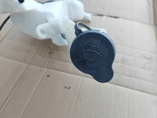 NISSAN QASHQAI J11 PESUAINESÄILIÖ 28910-4EA0A image 7