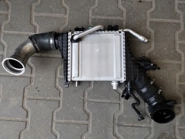 INTERCOOLER MERCEDES GLC W253 W205 2.0 CGI A2640905300 image 2