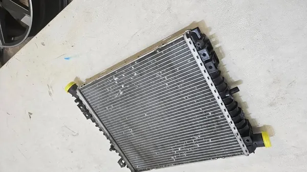 Radiador de agua adicional Audi R8 image 7