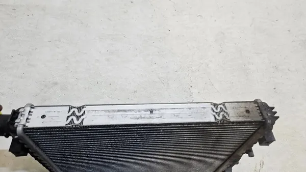 Radiador de agua adicional Audi R8 image 9