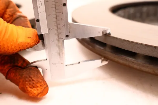 Remschijf Mercedes OE Achter A2064230900 C-Klasse W206, E-Klasse W214, CL image 9