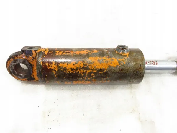 Vérin Hydraulique d'Occasion OEM M1010966 Balkancar image 4