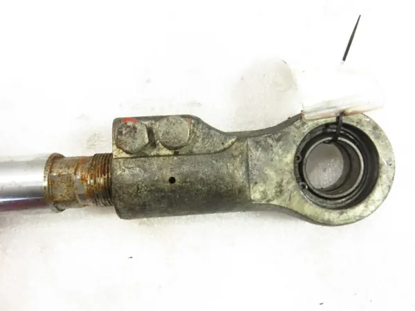Vérin Hydraulique d'Occasion OEM M1010966 Balkancar image 5