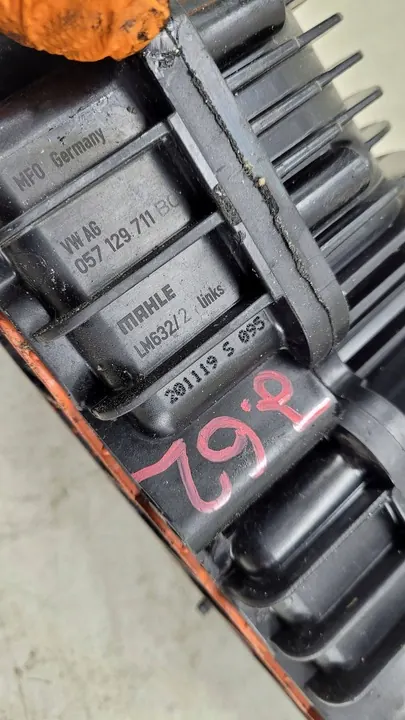 Audi A8 S8 D3 4E 2008 Coletor de admissão OEM 057129711 image 7