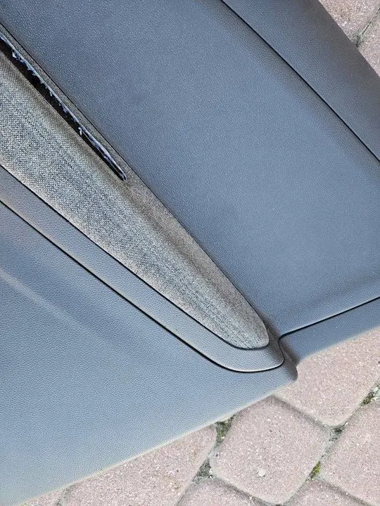 Painel da porta dianteira direita Renault Zoe 809005247R image 3