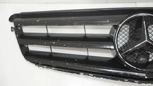 Stoßstangengrill Mercedes W204 OEM 360192637 Gebraucht image 4