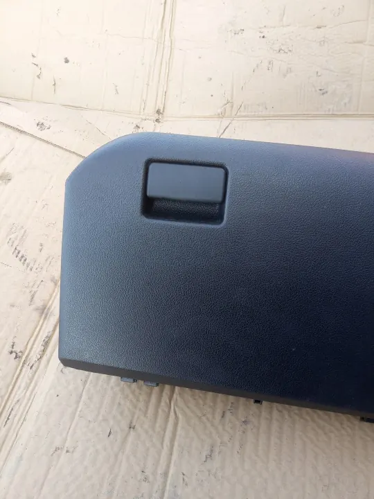 OEM 55550-02290 Passagerarhandskfack Toyota Auris image 3