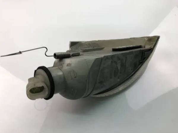 Intermitente izquierdo OEM 7700820126 - Renault Laguna I image 5