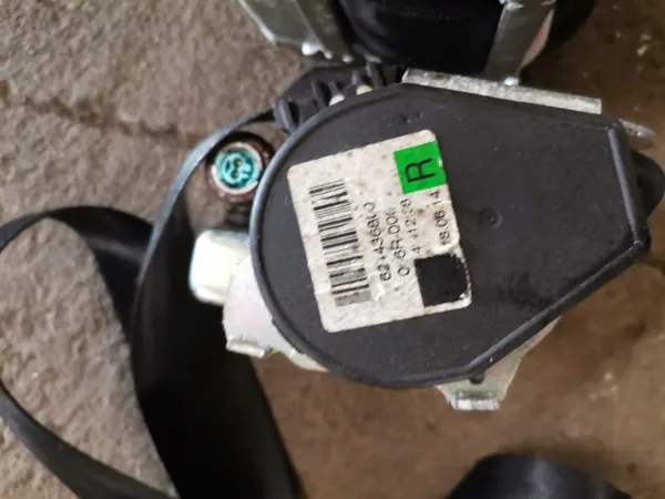 Pièce de sécurité avant Ford Kuga mk2 OEM 624436700 image 3