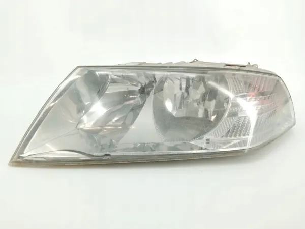 Farol dianteiro esquerdo Skoda Octavia II (2004-2013) OEM 5907911374488 image 2