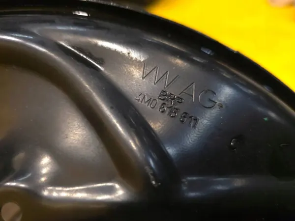 Pinzas de freno Audi Q8 OEM 4M0615106JT image 8