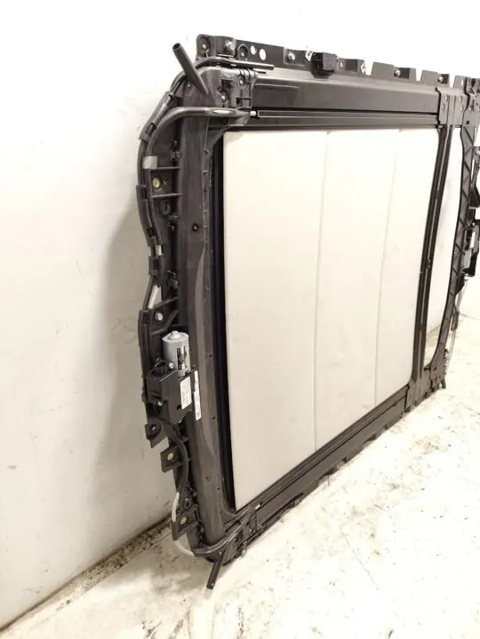 Panoraamakatto OEM 7207417 Rolls-Royce Ghost 2010 image 3