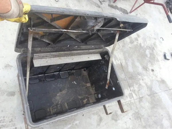 Boîte de rangement gauche OEM SKRZYNIA DAF LF 45/55 image 4