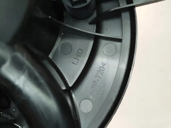 Fläkt OEM 561820015A för VW Beetle 5C image 3