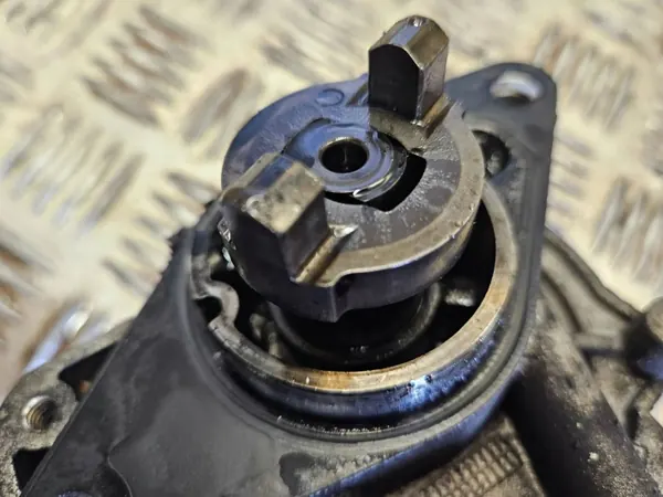 Opel Vakuumpumpe OEM 09E009 für Corsa D 2011 image 6