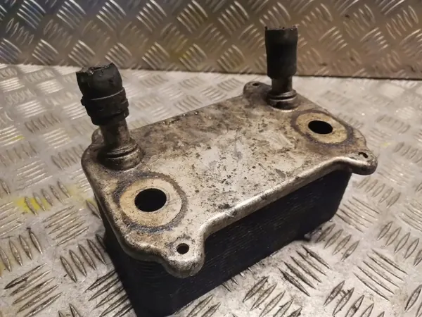 Refroidisseur d'huile Porsche d'occasion OEM 8463341 Cayenne S 4.5 image 3