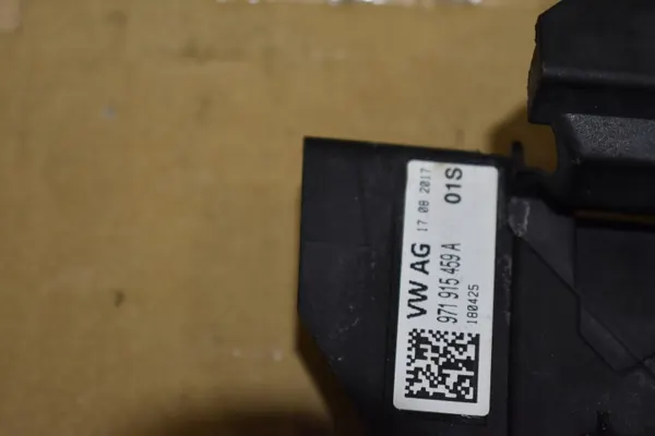 Porsche Säkerhetsproppskena OEM 4F0915519 - Begagnad image 3