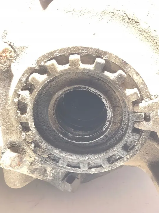 Volvo XC90 Hinterachsdifferential OEM P8653553 image 4