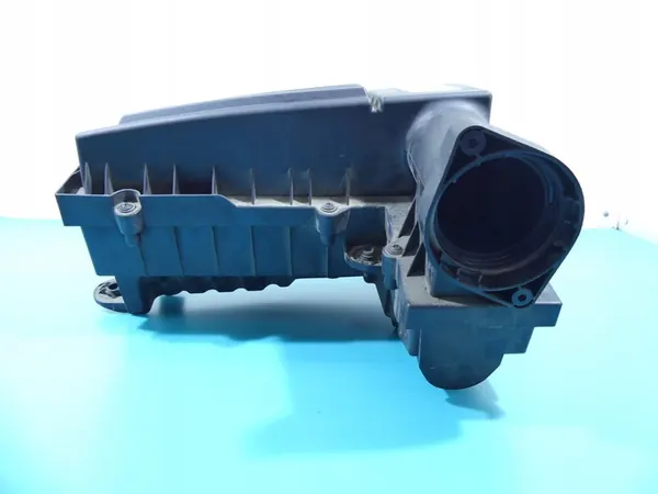 Ilmansuodattimen kotelo VW Passat B6 1.9 TDI image 3