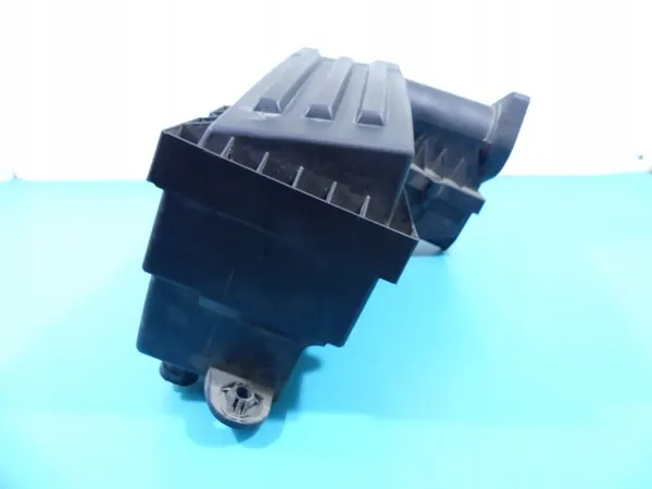 Ilmansuodattimen kotelo VW Passat B6 1.9 TDI image 7