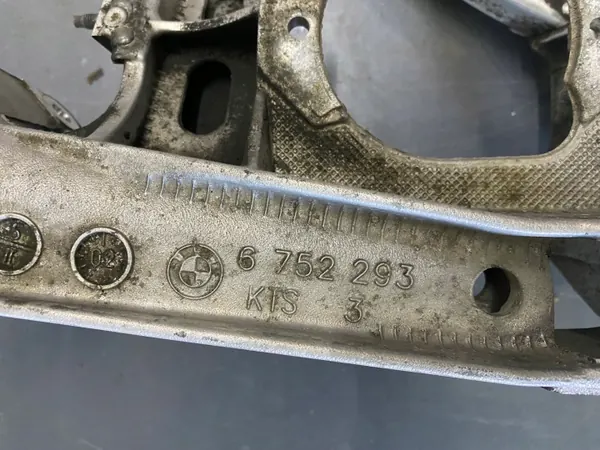 Fram Släde Vagn OEM 6752293/94 BMW 7 E65/E66 image 10