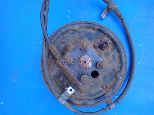Bremsentrommel hinten rechts OEM CHEVROLET AVEO T250 07 image 4