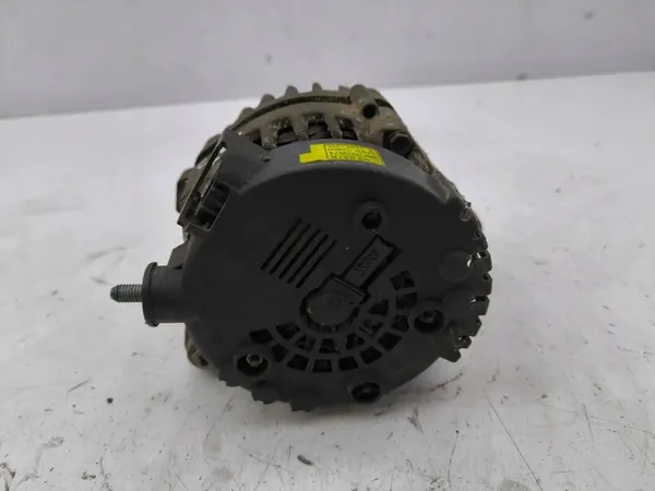 Hyundai i40 2013 Generaattori OEM 2609674 image 6