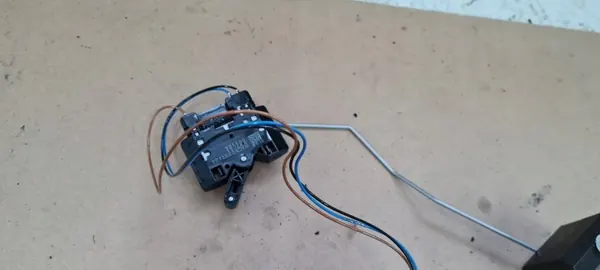 Sensor Nível Combustível A2C53064397 Audi Q5 8R 2.0 TDI image 4