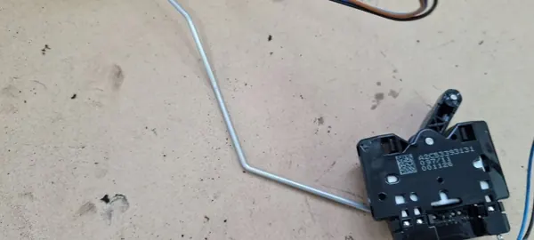 Sensor Nível Combustível A2C53064397 Audi Q5 8R 2.0 TDI image 7