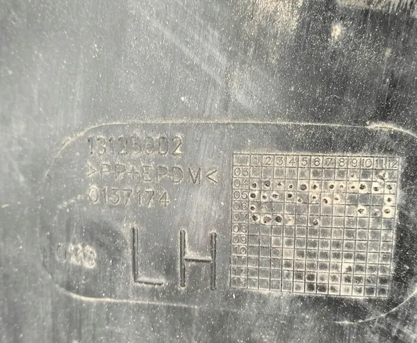 Complete Left Front Wheel Arch Opel Astra H III image 6