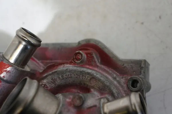 Vattenpump VW Polo 2G Arona Ibiza A3 8Y 1.0 MPI TSI OEM image 4