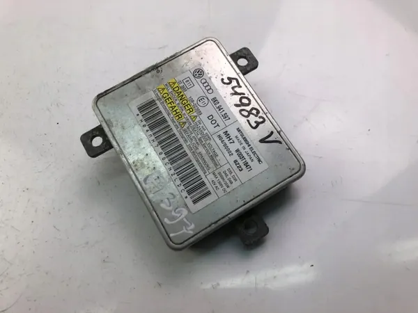 Módulo farol Audi A4 Avant OEM 8K0941597 image 4