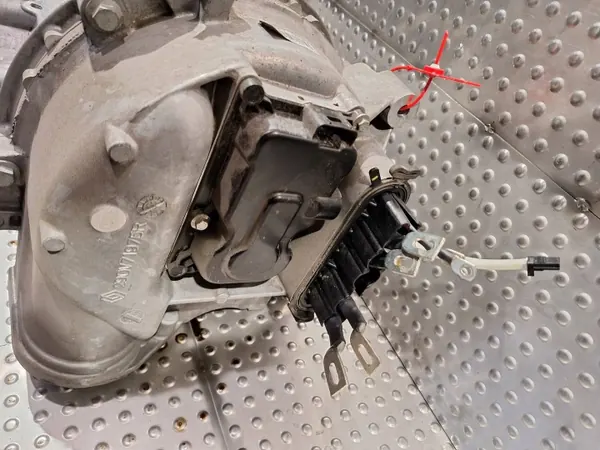 Moteur Électrique OEM S25053427 pour Renault ZOE II image 5
