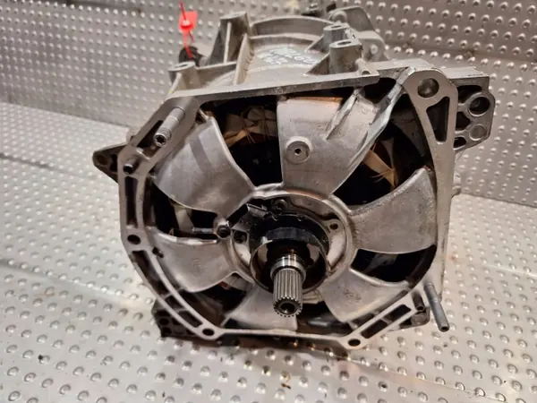 Moteur Électrique OEM S25053427 pour Renault ZOE II image 6