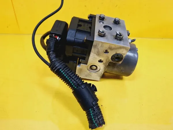 Pompe ABS DRC97468 pour Renault Clio II 1.2 image 2