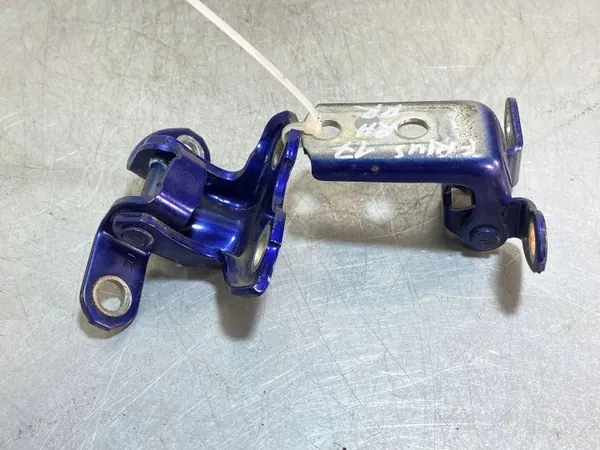 Toyota Prius Hintertürscharniere OEM FBZ25711 image 4