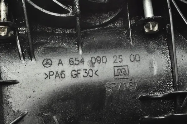 MERCEDES W238 W213 2.0 CDI 2018 INLAATMANIFOLD A6540902500 image 8