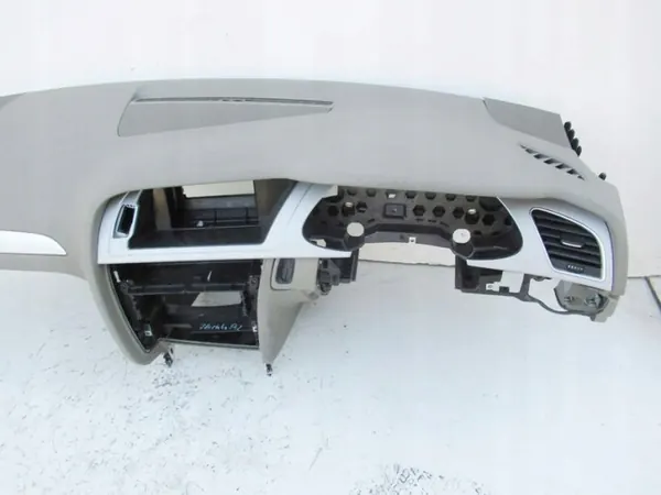 Tableau de bord OEM 12429772280 pour Audi A4 B8 2007-2011 image 4